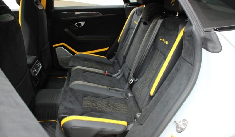 
								Lamborghini Urus full									
